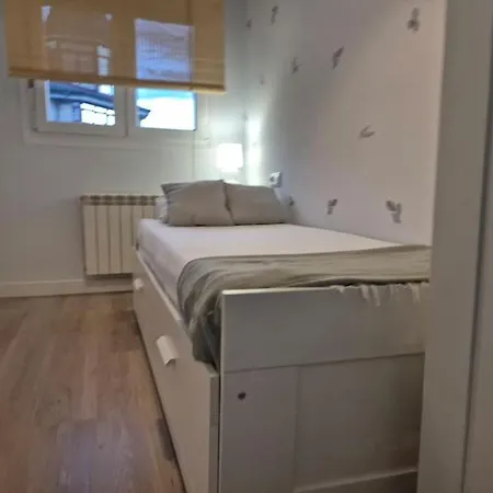 R2R - Apartamento Acogedor Con Garaje - 650A Oviedo